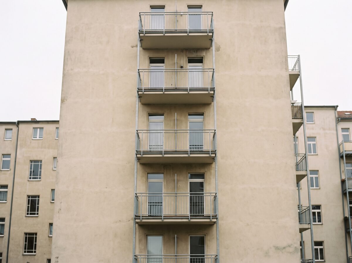 Einzelne Eigentumswohnung in einem Mehrparteienhaus
